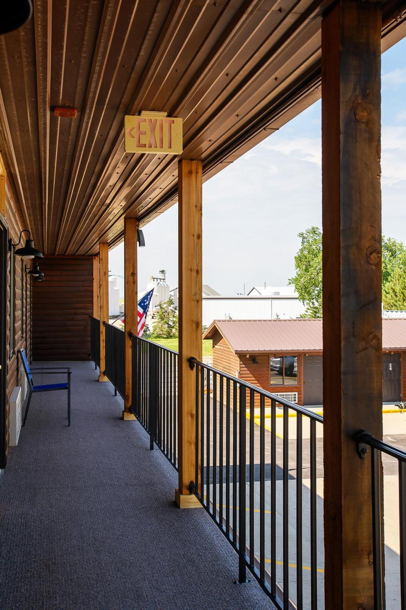 Hansen Inn & Cabins Wall Luaran gambar