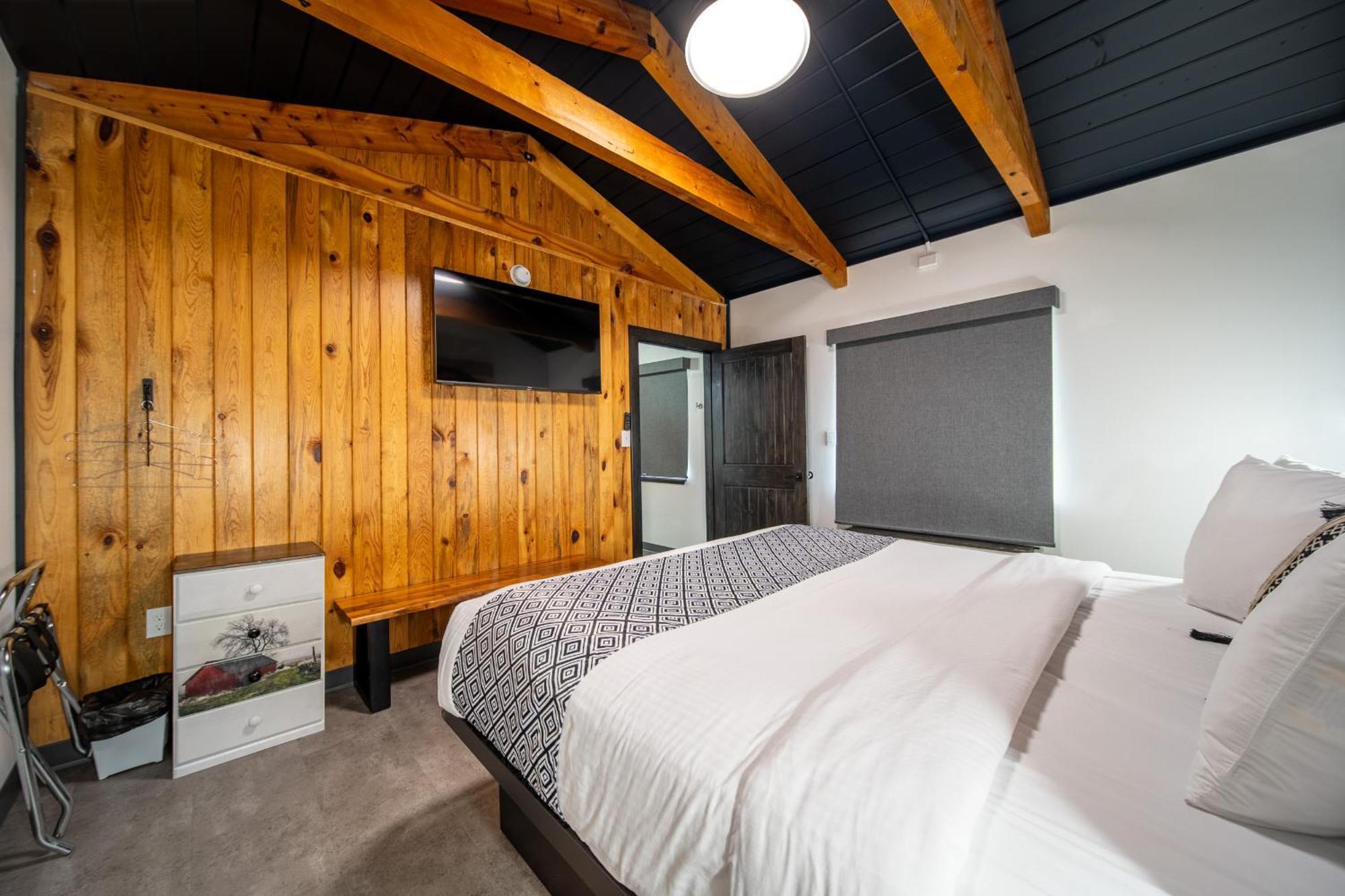 Hansen Inn & Cabins Wall Luaran gambar